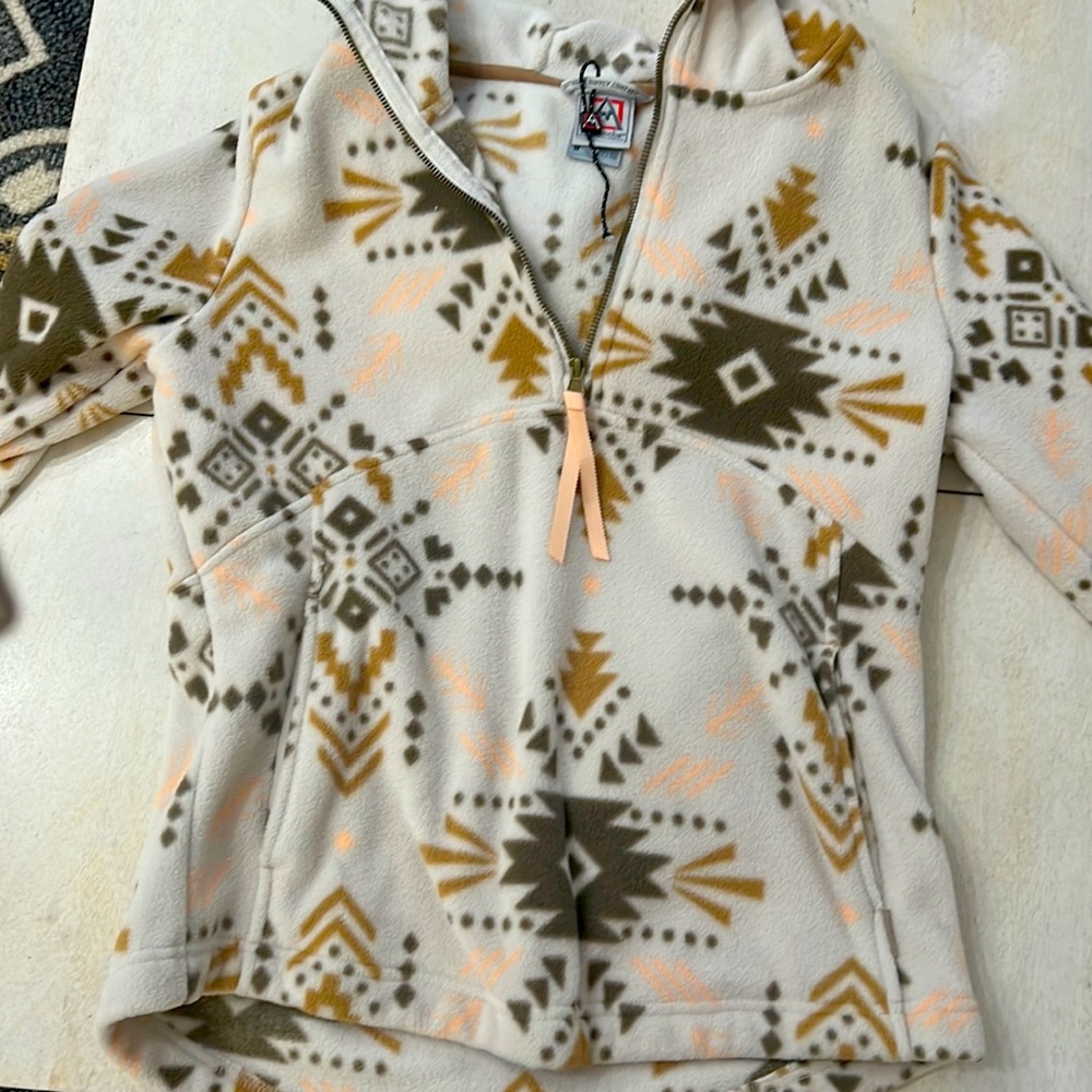 Avalanche half zip, western style, pullover, fleece
